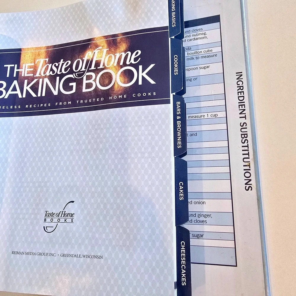 Taste of Home Baking Book Cookbook 2007 Ring Binder Flaps 725+ Recipes 1st Ed